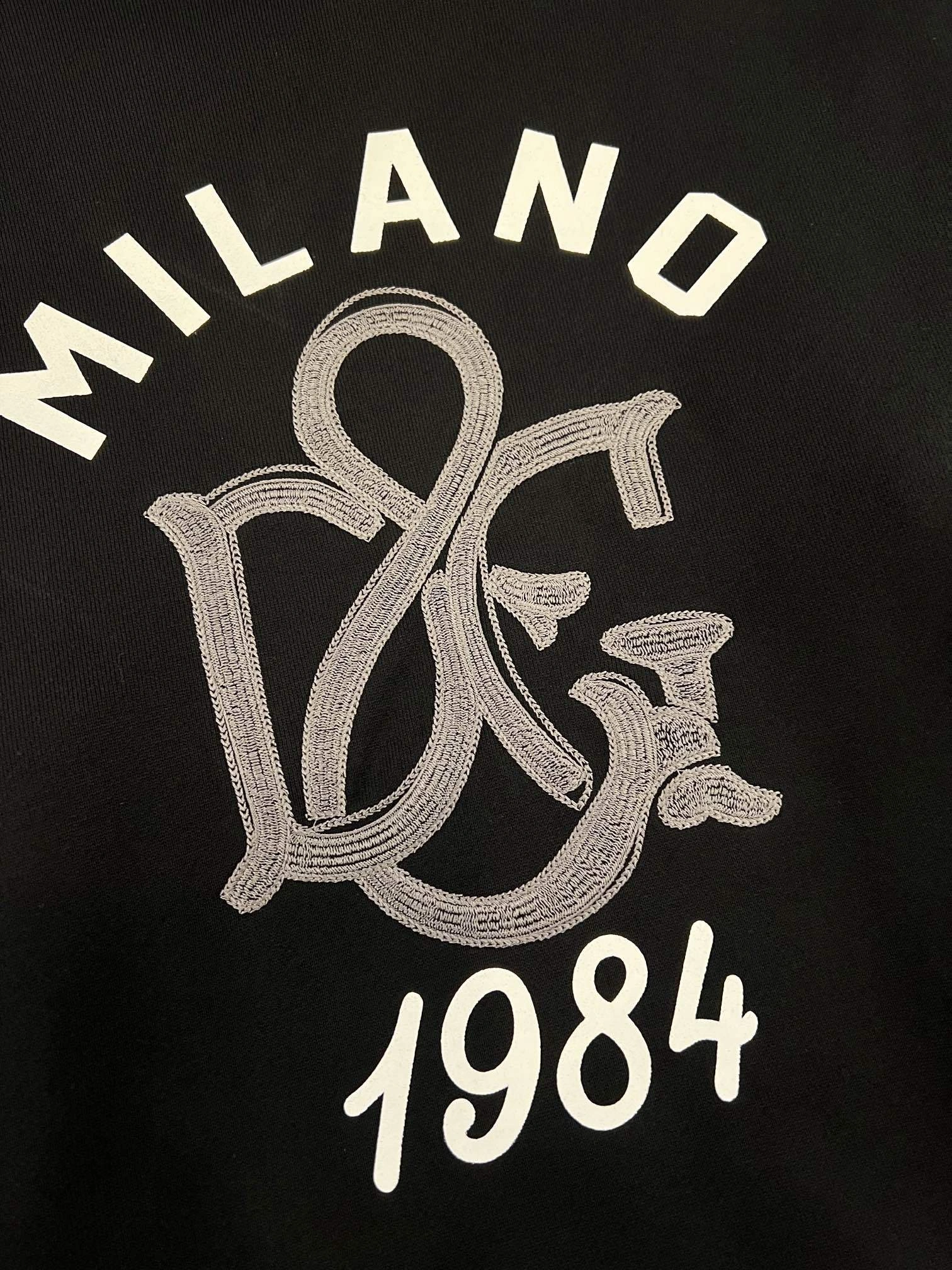 wg.luxury- 4o835& embroidery logo item:D-F409J1501